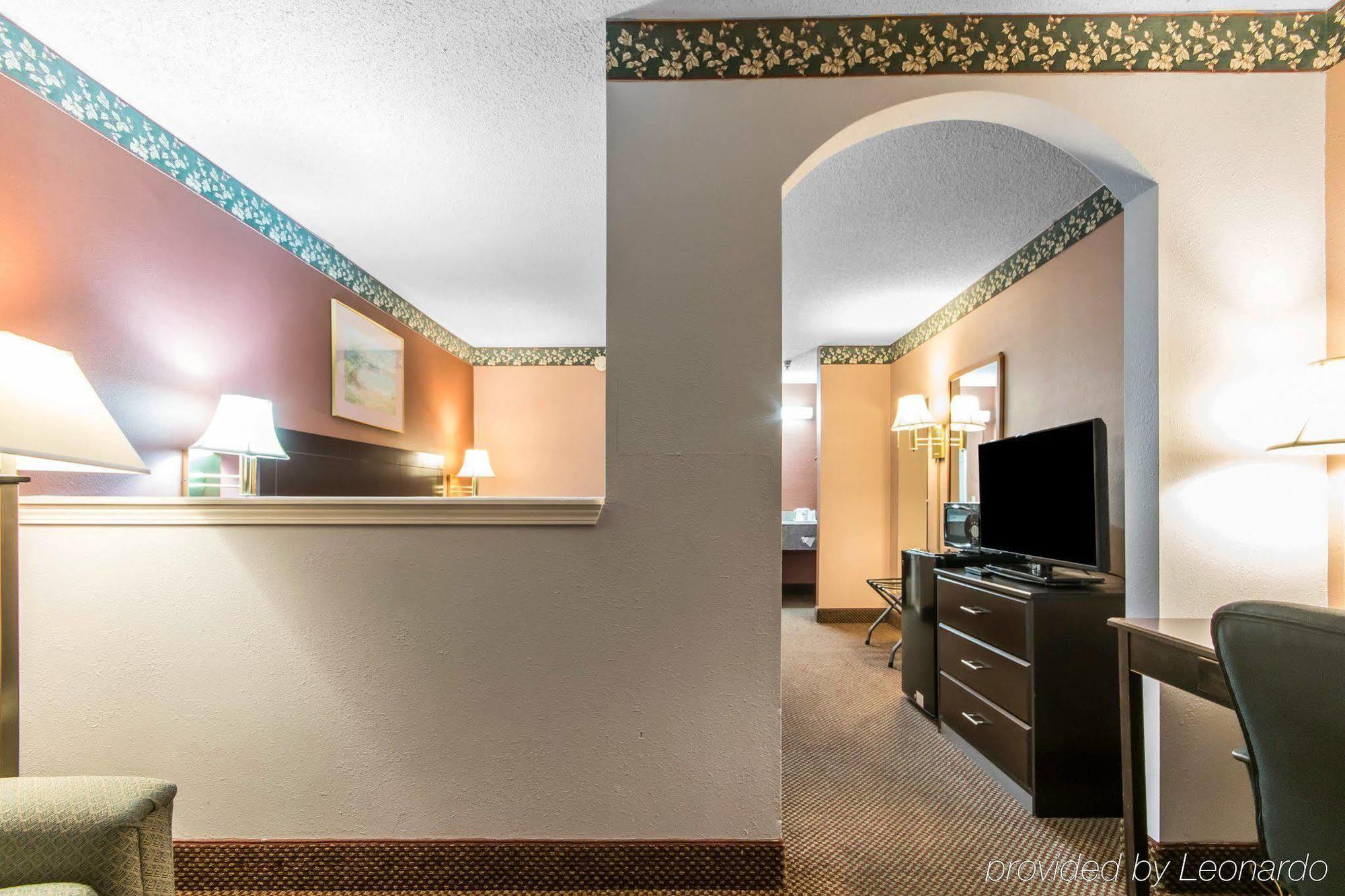 Econo Lodge Inn&Suites I-65 Brooks Esterno foto
